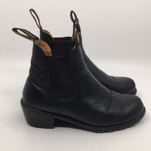 Blundstone Black Leather Chelsea Ankle Boots